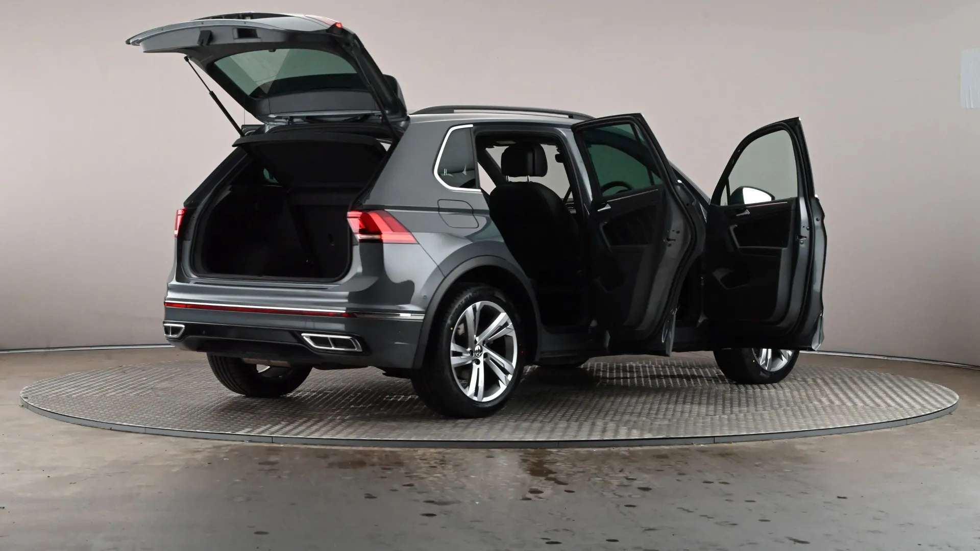 2023 VOLKSWAGEN TIGUAN 2023 VOLKSWAGEN TIGUAN
