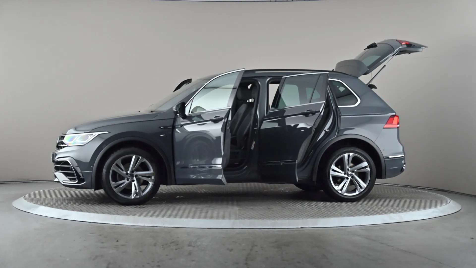 2023 VOLKSWAGEN TIGUAN 2023 VOLKSWAGEN TIGUAN