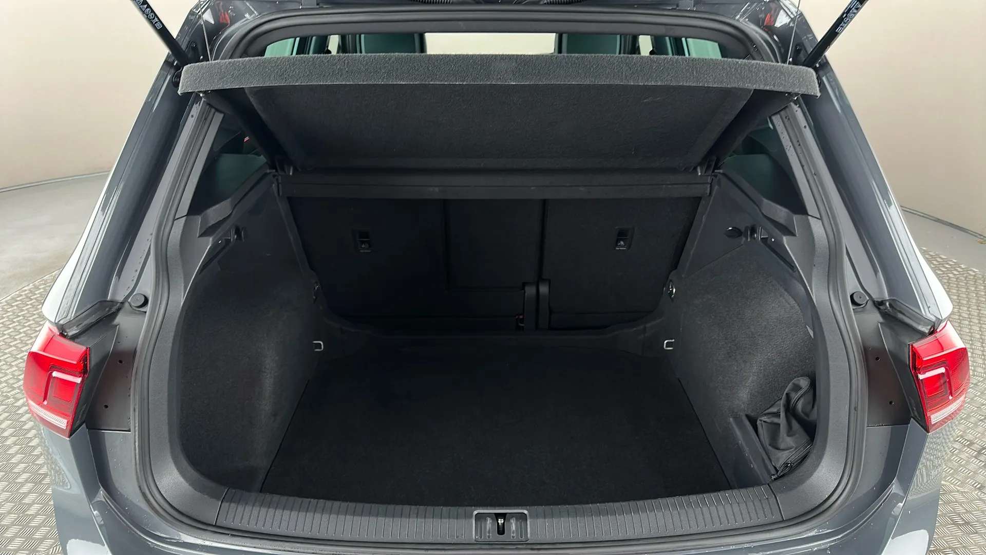 2023 VOLKSWAGEN TIGUAN 2023 VOLKSWAGEN TIGUAN