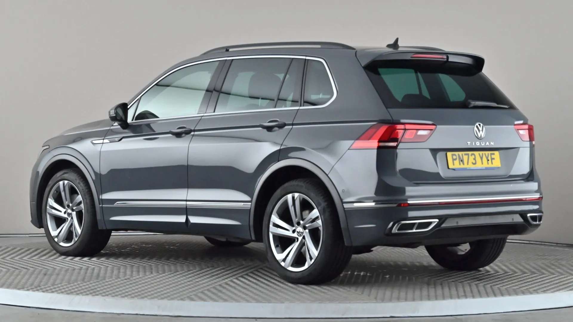 A 2023 VOLKSWAGEN TIGUAN 1.5 TSI 150 R-Line Edition DSG A 2023 VOLKSWAGEN TIGUAN 1.5 TSI 150 R-Line Edition DSG