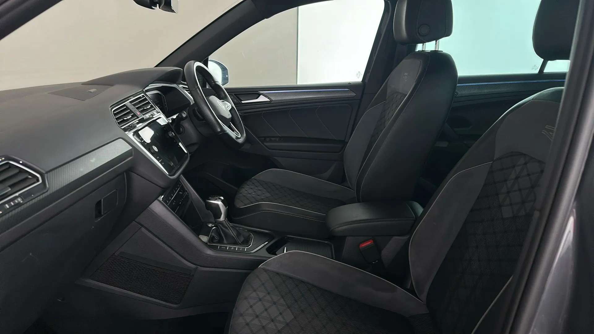 2023 VOLKSWAGEN TIGUAN 2023 VOLKSWAGEN TIGUAN