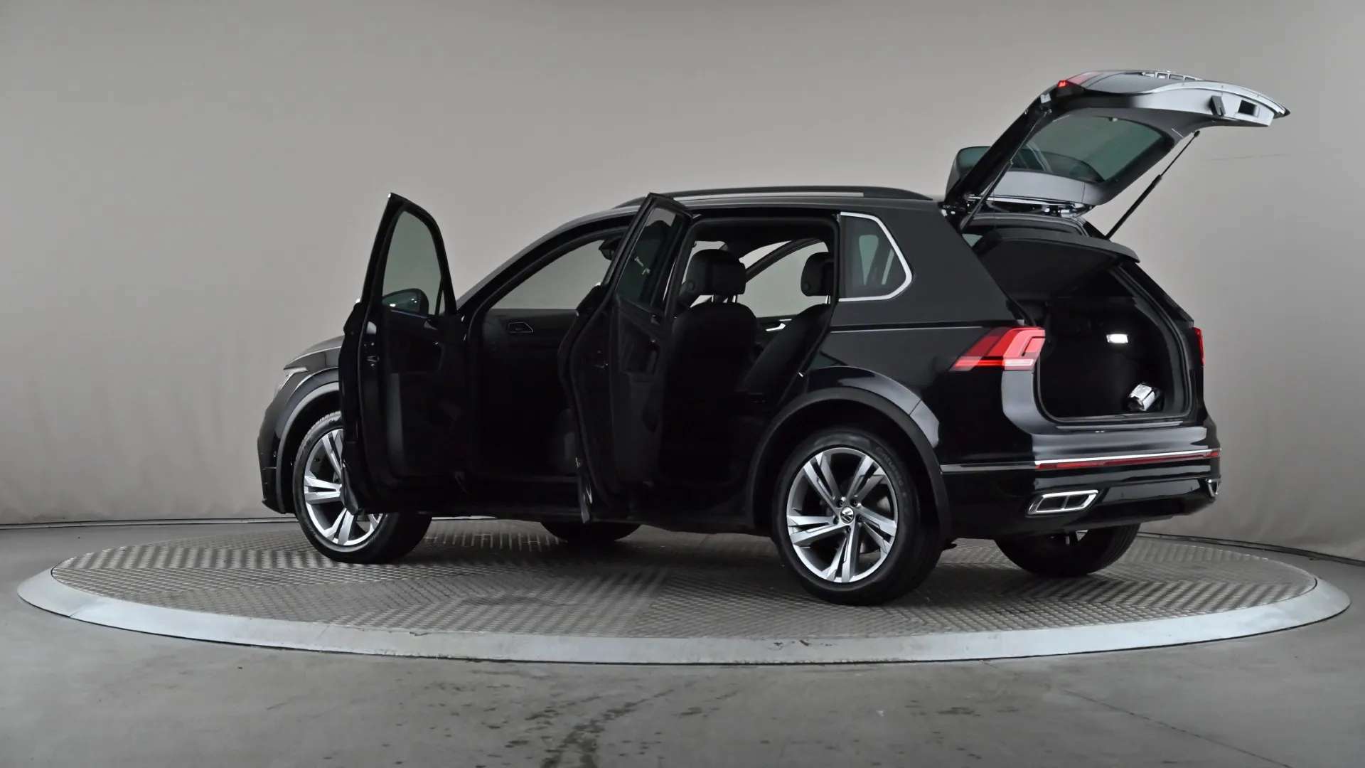 2023 VOLKSWAGEN TIGUAN 2023 VOLKSWAGEN TIGUAN
