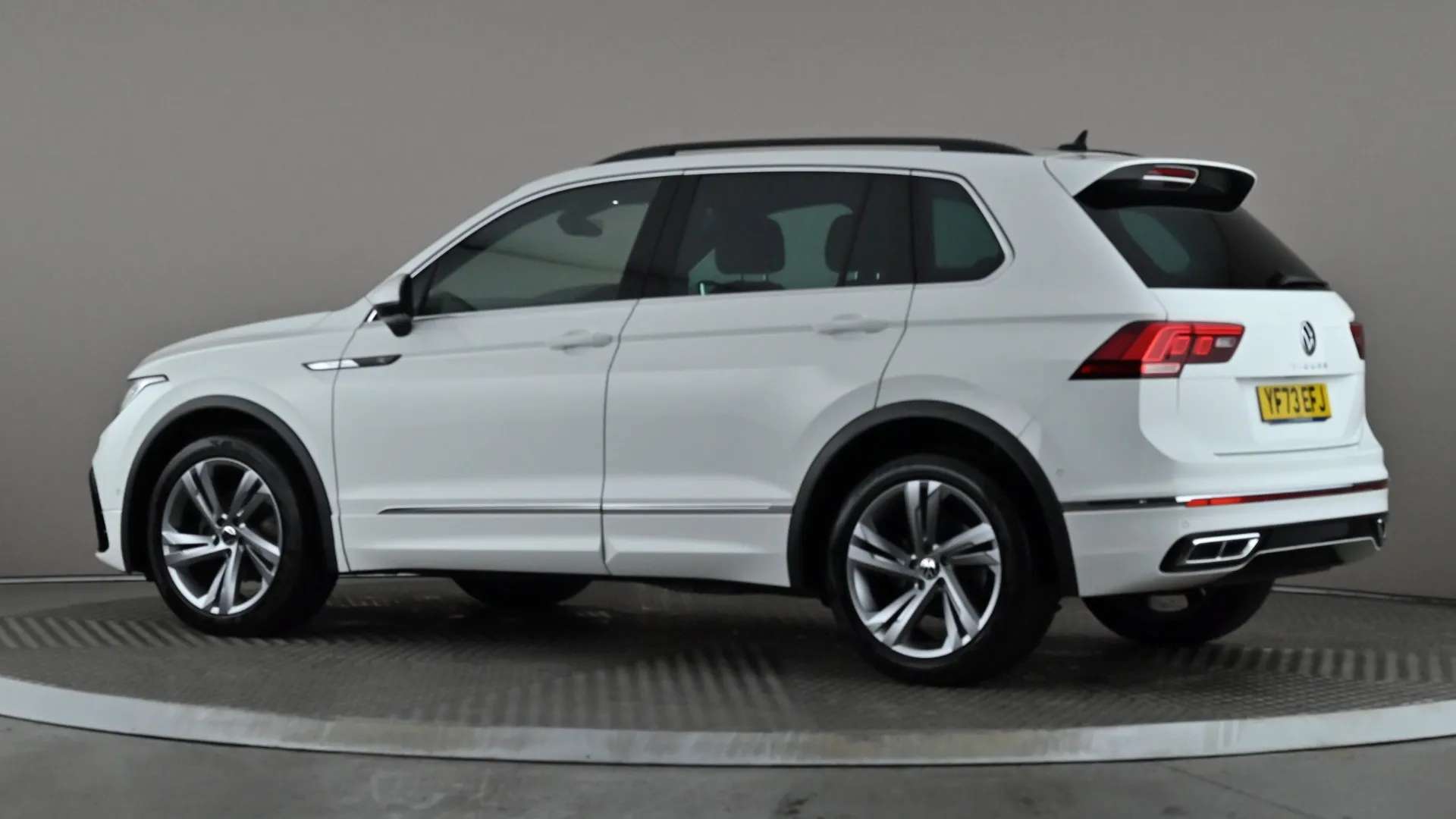 A 2023 VOLKSWAGEN TIGUAN 1.5 TSI 150 R-Line Edition DSG A 2023 VOLKSWAGEN TIGUAN 1.5 TSI 150 R-Line Edition DSG