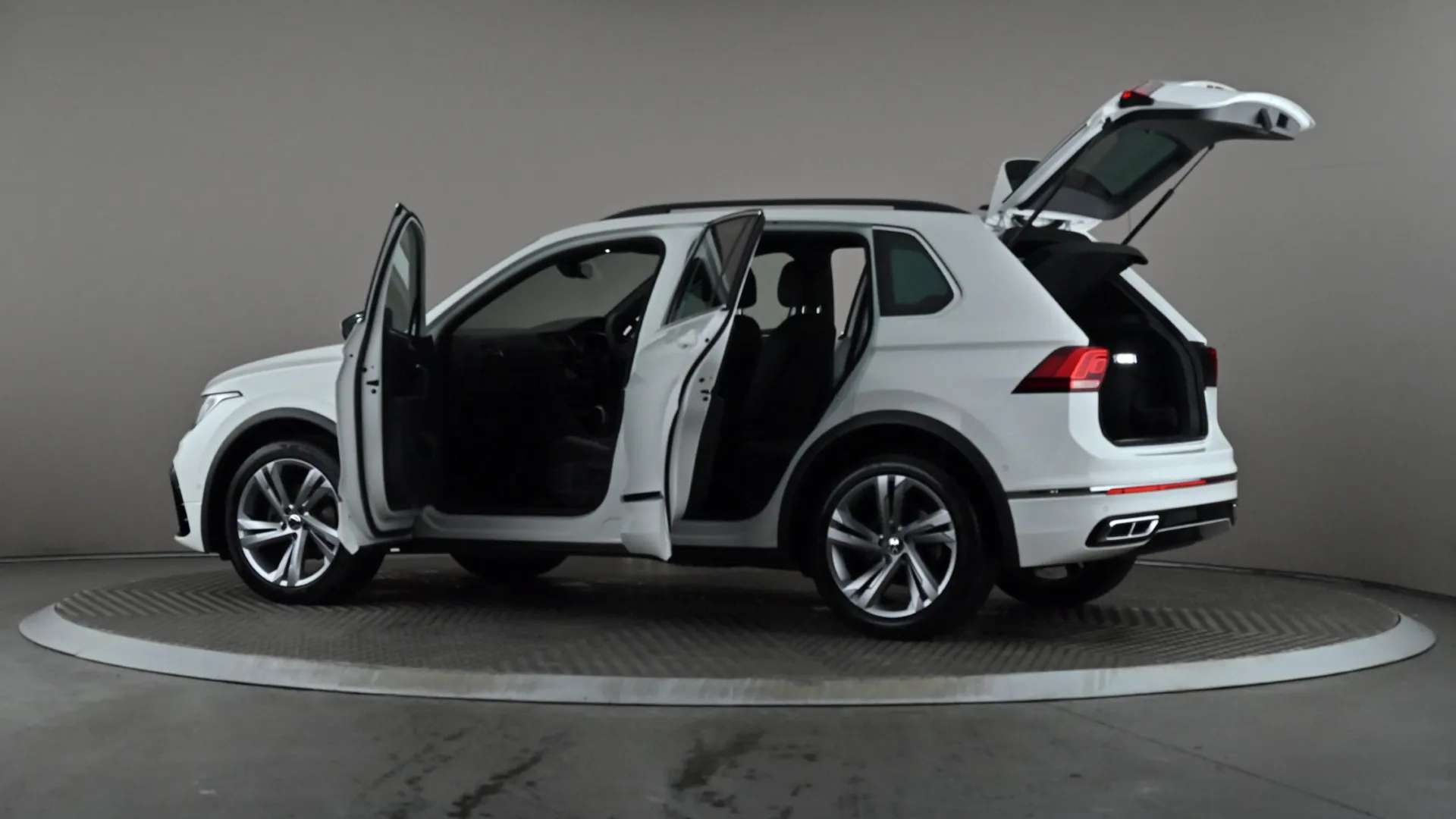 2023 VOLKSWAGEN TIGUAN 2023 VOLKSWAGEN TIGUAN