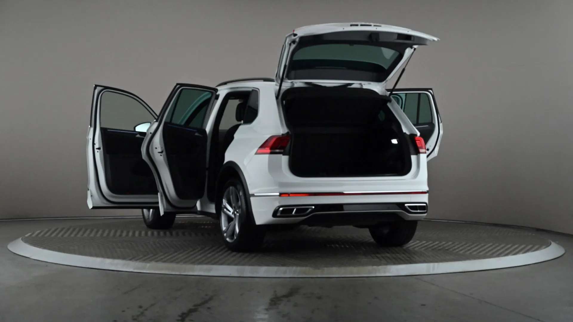 2023 VOLKSWAGEN TIGUAN 2023 VOLKSWAGEN TIGUAN