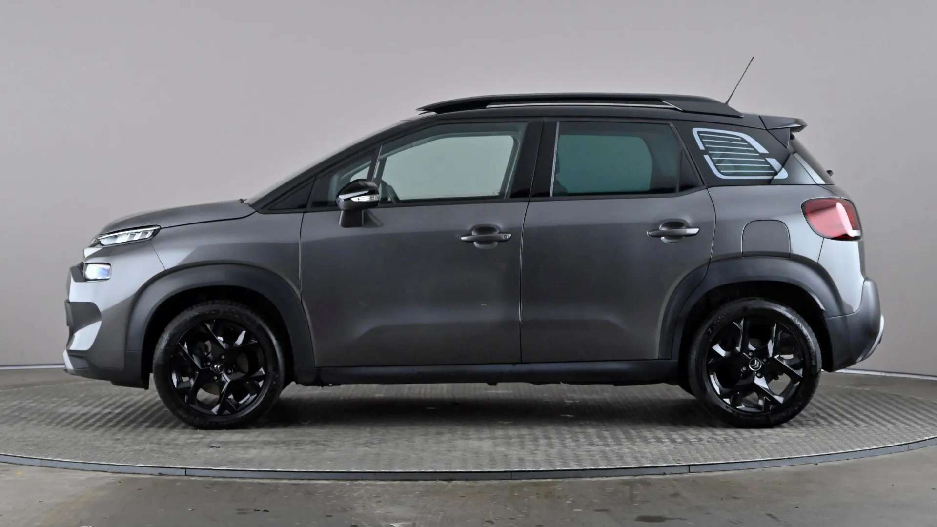A 2022 CITROEN C3 AIRCROSS 1.2 PureTech 130 Shine Plus EAT6 A 2022 CITROEN C3 AIRCROSS 1.2 PureTech 130 Shine Plus EAT6