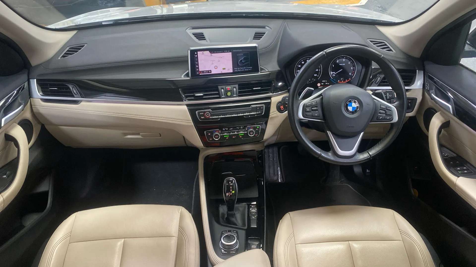 A 2020 BMW X1 sDrive 18d xLine Step Auto A 2020 BMW X1 sDrive 18d xLine Step Auto