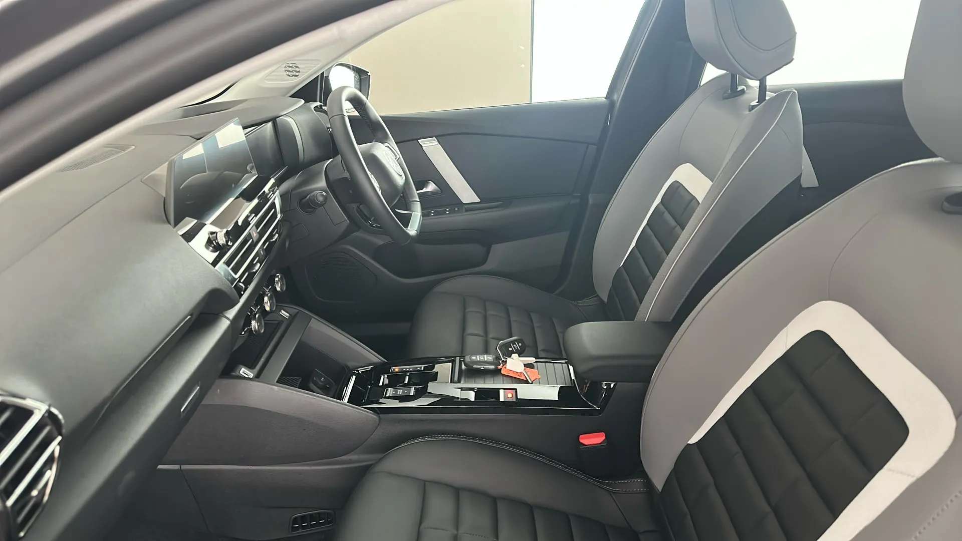 2025 CITROEN C4 X 2025 CITROEN C4 X