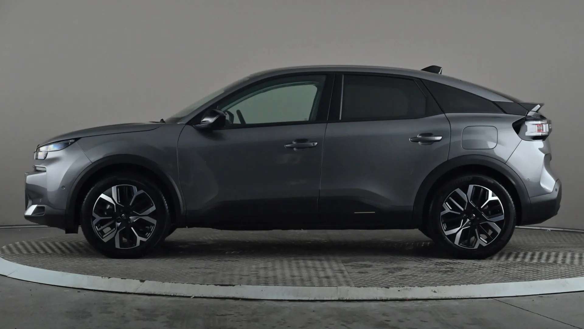 A 2025 CITROEN C4 115kW Max Extended Range 54kWh Auto A 2025 CITROEN C4 115kW Max Extended Range 54kWh Auto