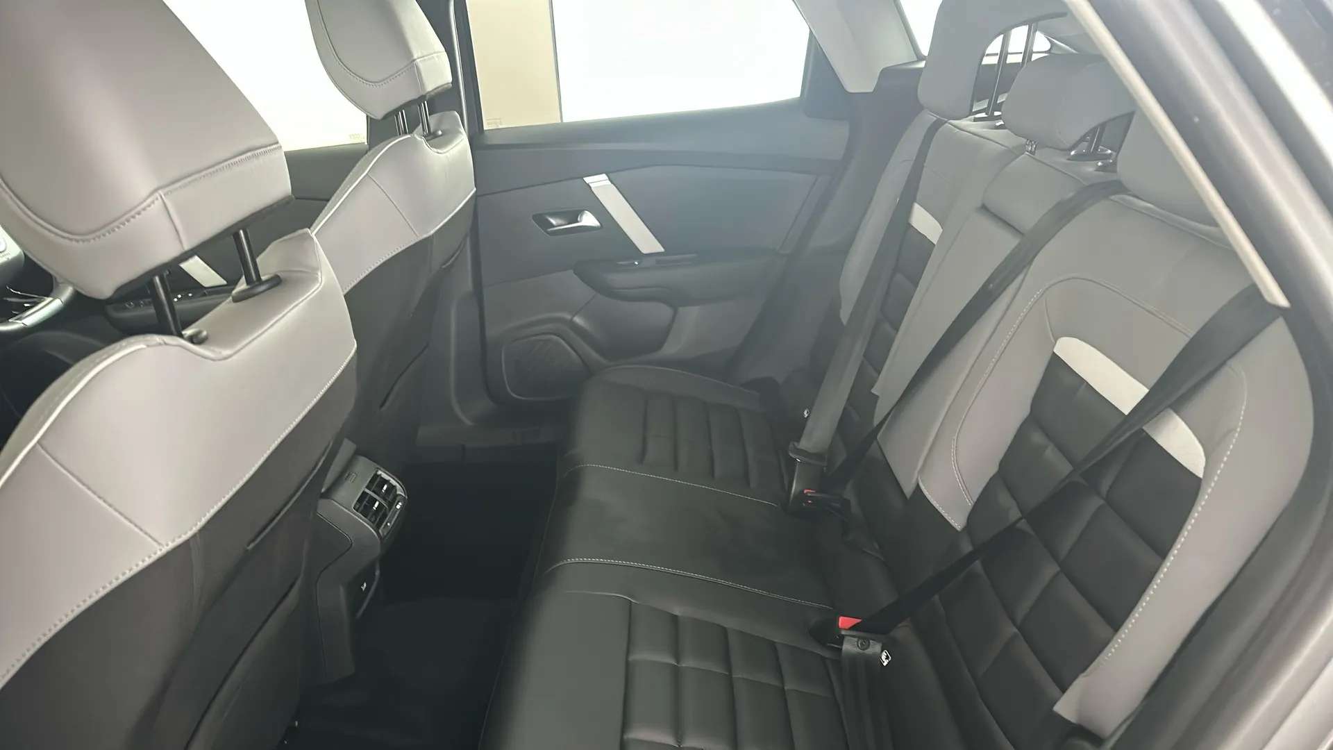 2025 CITROEN C4 2025 CITROEN C4