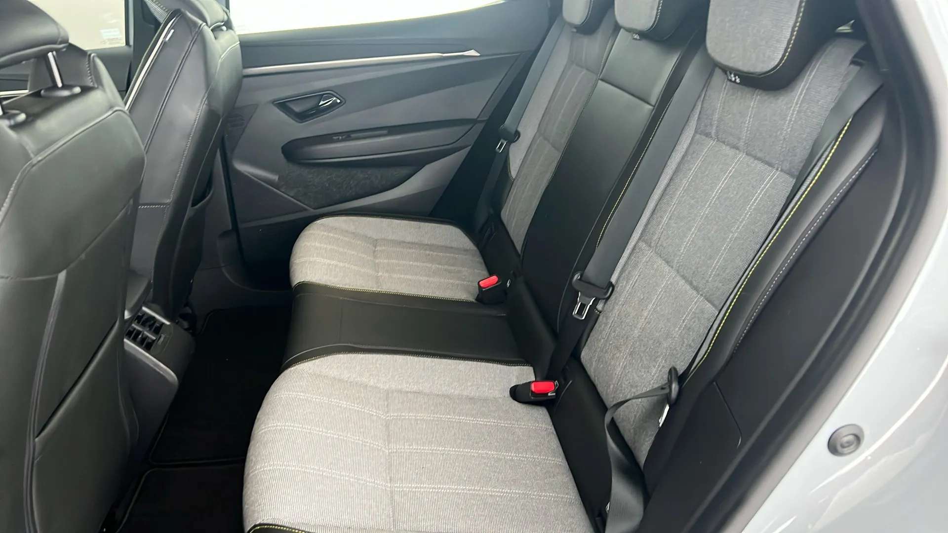 2024 RENAULT MEGANE E-TECH 2024 RENAULT MEGANE E-TECH