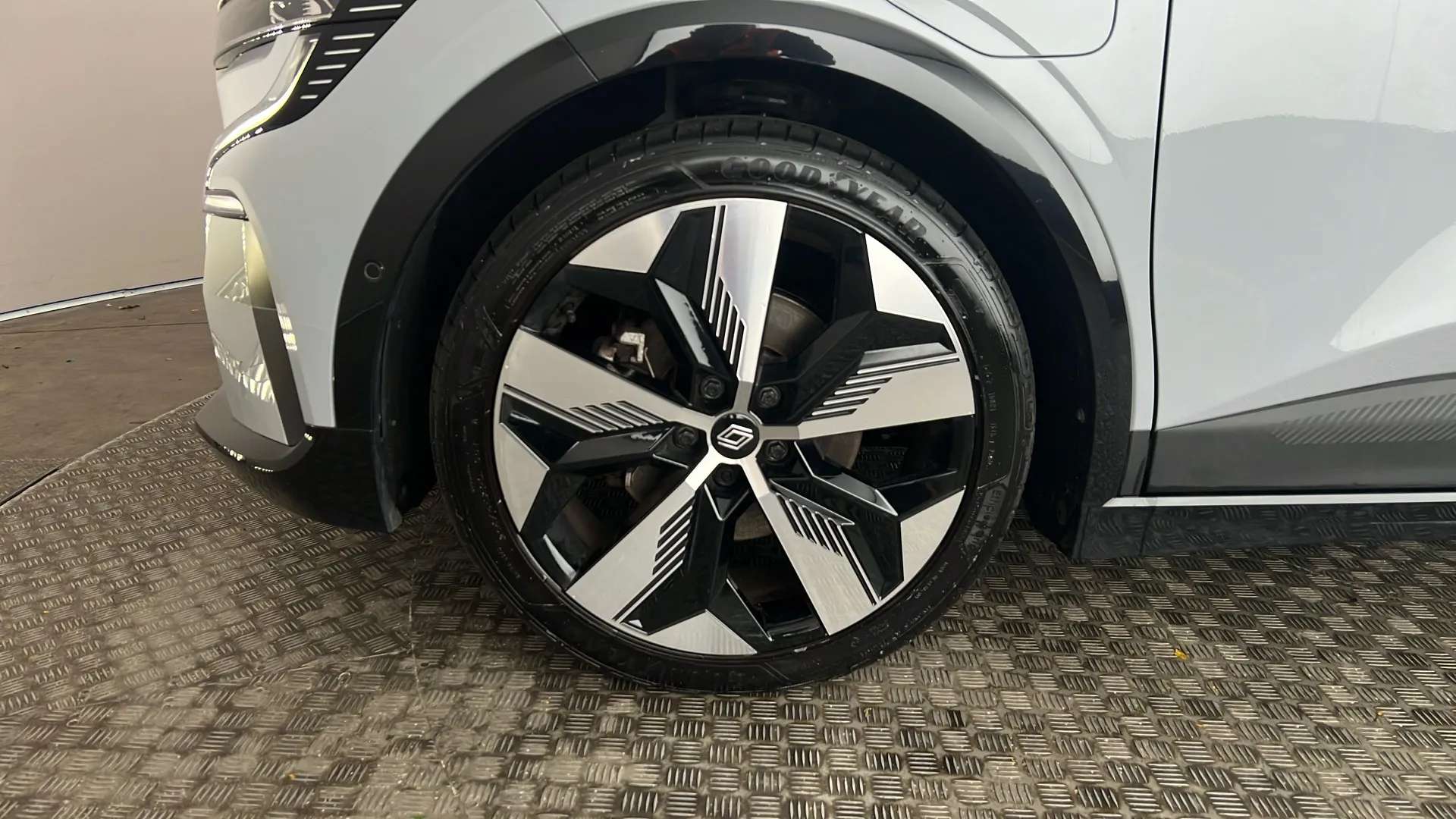 2024 RENAULT MEGANE E-TECH 2024 RENAULT MEGANE E-TECH