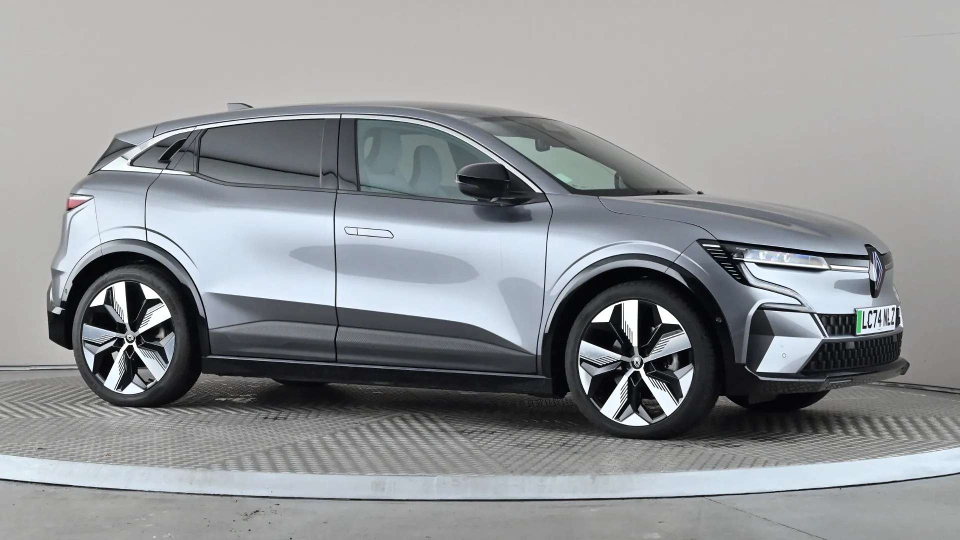 A 2024 RENAULT MEGANE E-TECH EV60 160kW Techno Comfort Range 60kWh Auto A 2024 RENAULT MEGANE E-TECH EV60 160kW Techno Comfort Range 60kWh Auto