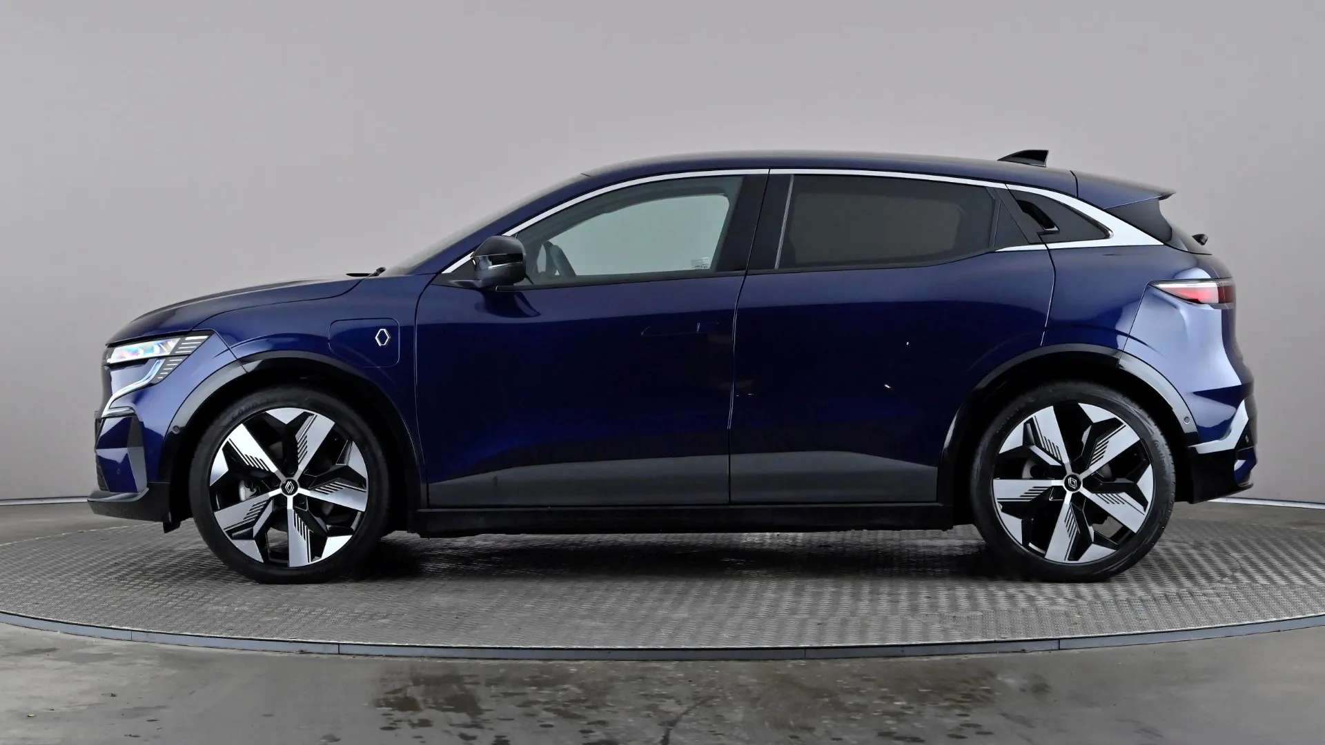 A 2024 RENAULT MEGANE E-TECH EV60 160kW Techno Comfort Range 60kWh Auto A 2024 RENAULT MEGANE E-TECH EV60 160kW Techno Comfort Range 60kWh Auto