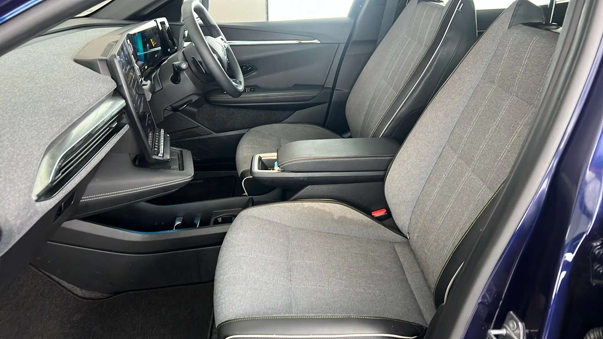 2024 RENAULT MEGANE E-TECH 2024 RENAULT MEGANE E-TECH