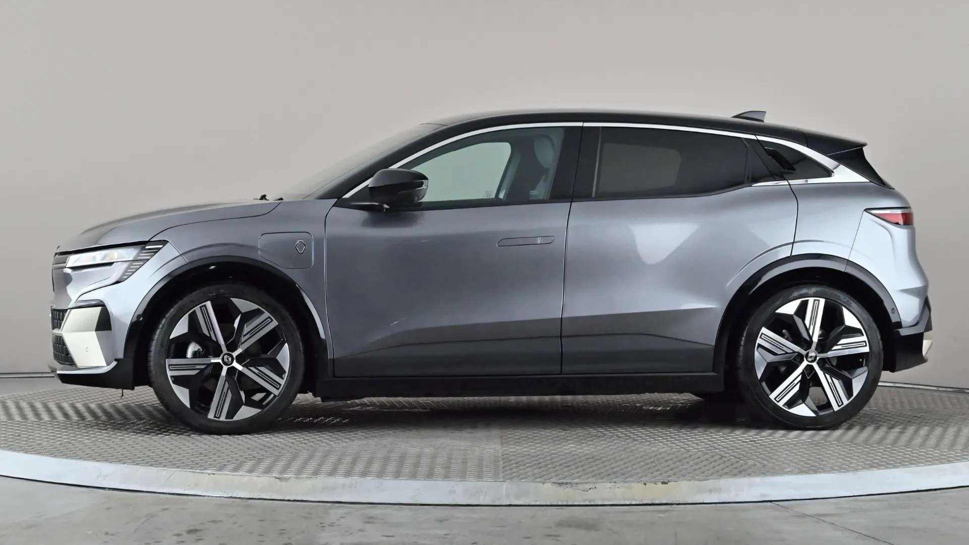 A 2025 RENAULT MEGANE E-TECH EV60 160kW Iconic Comfort Range 60kWh Auto A 2025 RENAULT MEGANE E-TECH EV60 160kW Iconic Comfort Range 60kWh Auto