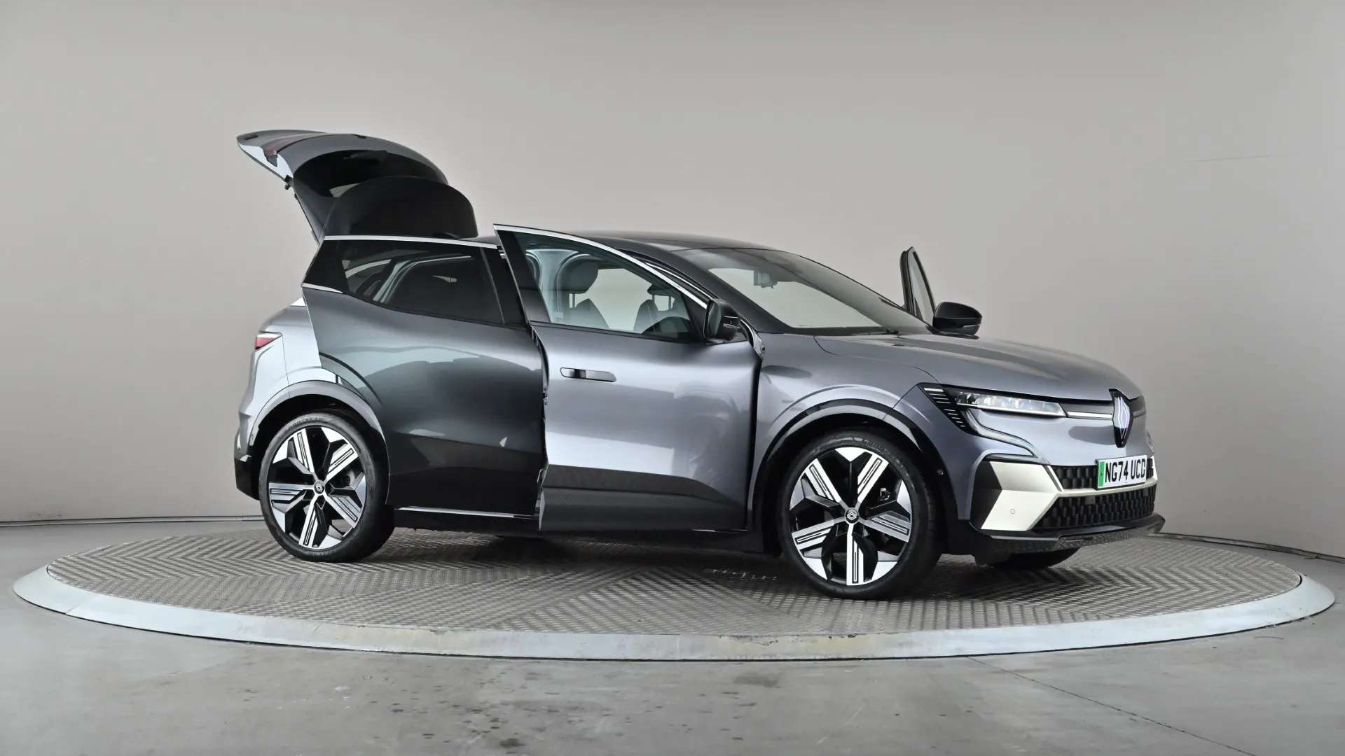 2025 RENAULT MEGANE E-TECH 2025 RENAULT MEGANE E-TECH