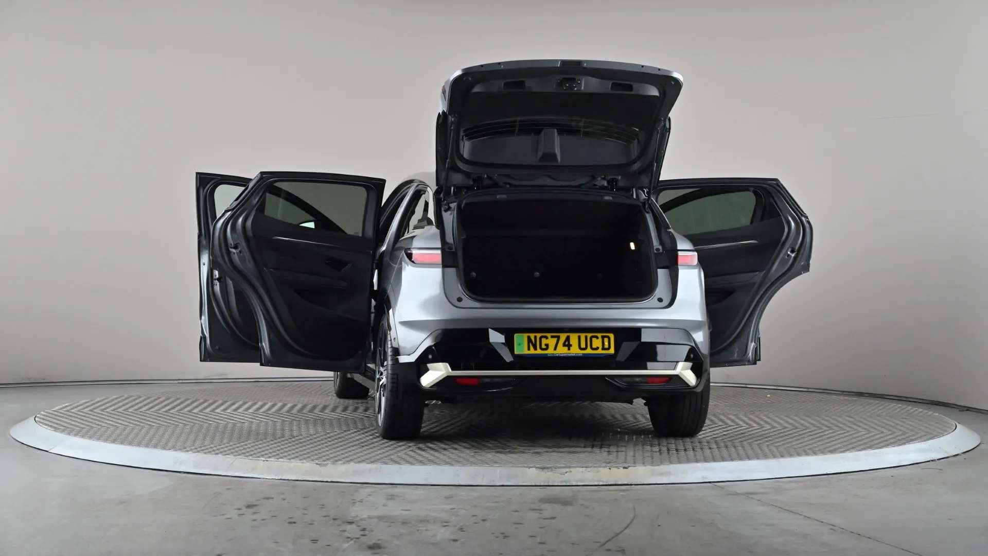 2025 RENAULT MEGANE E-TECH 2025 RENAULT MEGANE E-TECH