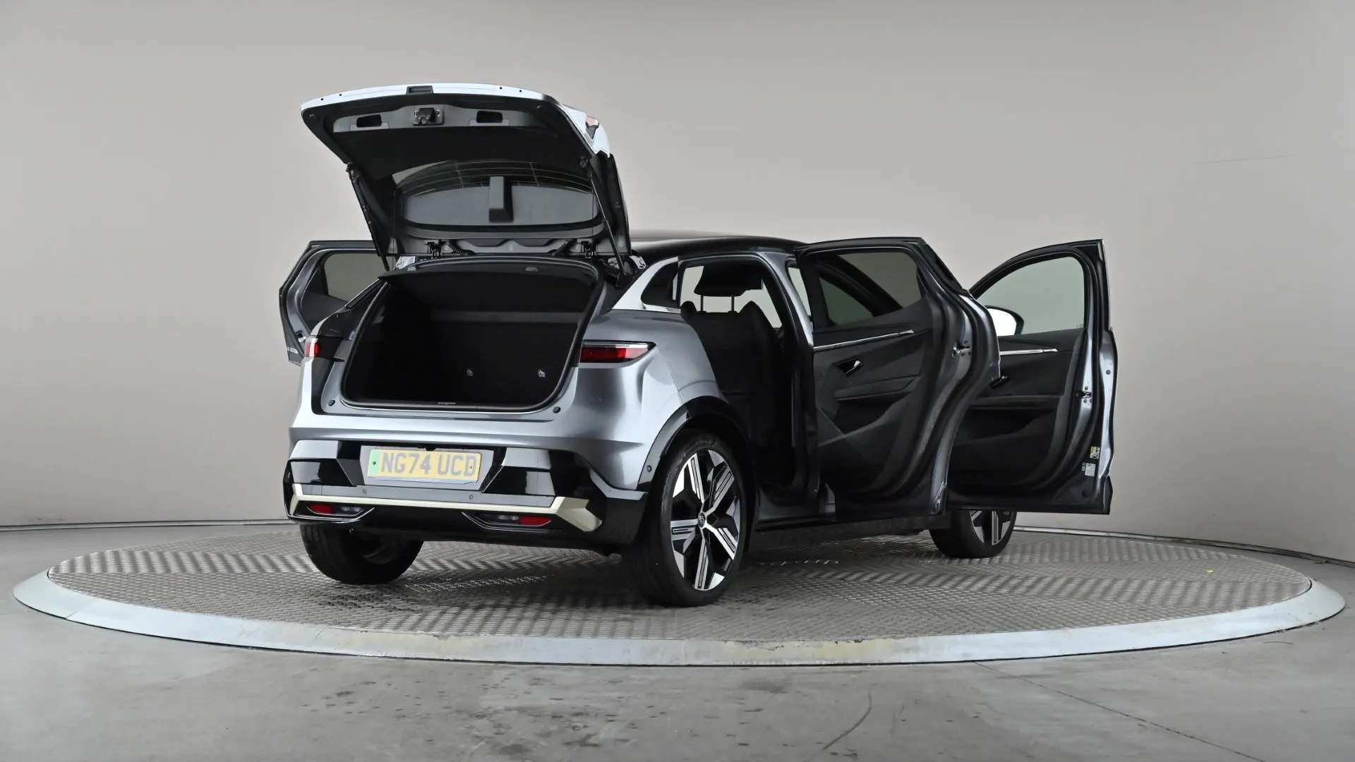 2025 RENAULT MEGANE E-TECH 2025 RENAULT MEGANE E-TECH