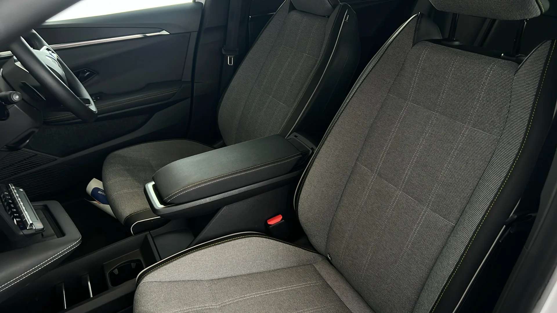 2024 RENAULT MEGANE E-TECH 2024 RENAULT MEGANE E-TECH