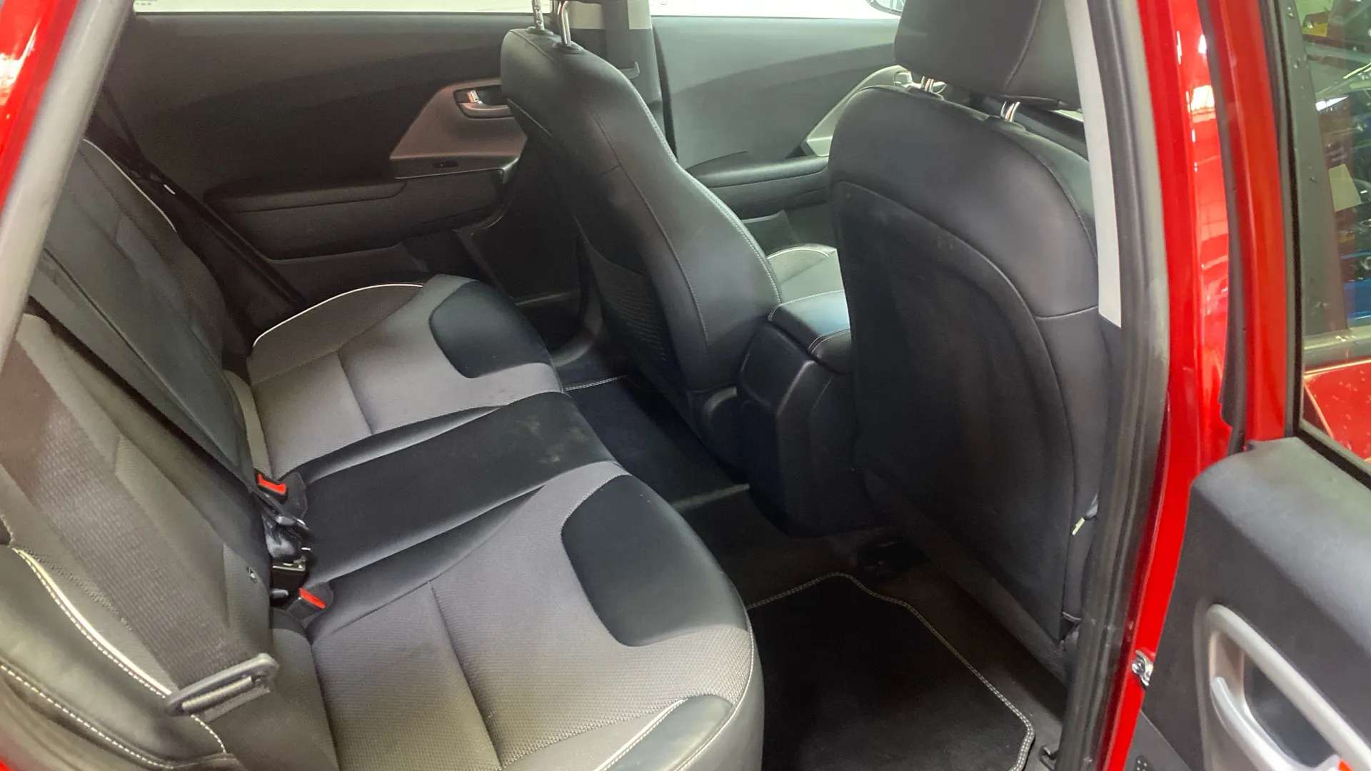 2021 KIA E-NIRO 2021 KIA E-NIRO