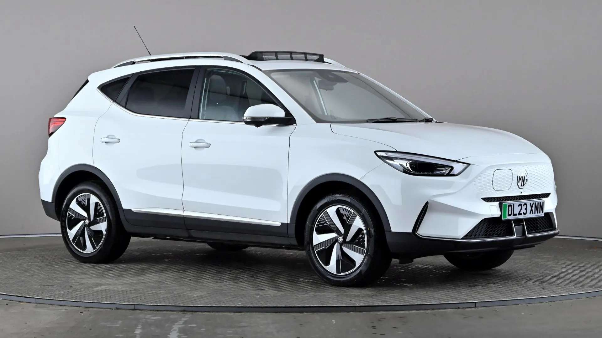 A 2023 MG MOTOR UK ZS 115kW Trophy EV Long Range 73kWh Auto A 2023 MG MOTOR UK ZS 115kW Trophy EV Long Range 73kWh Auto