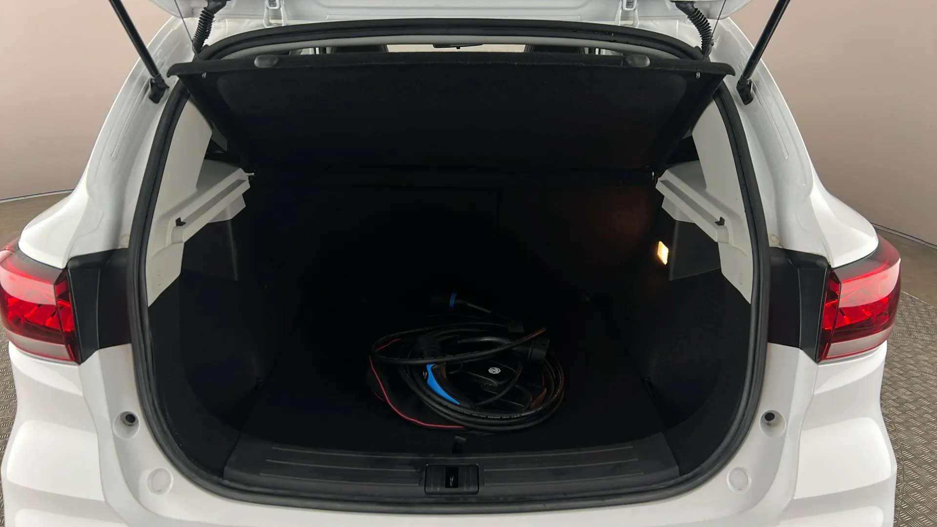 2023 MG MOTOR UK ZS 2023 MG MOTOR UK ZS