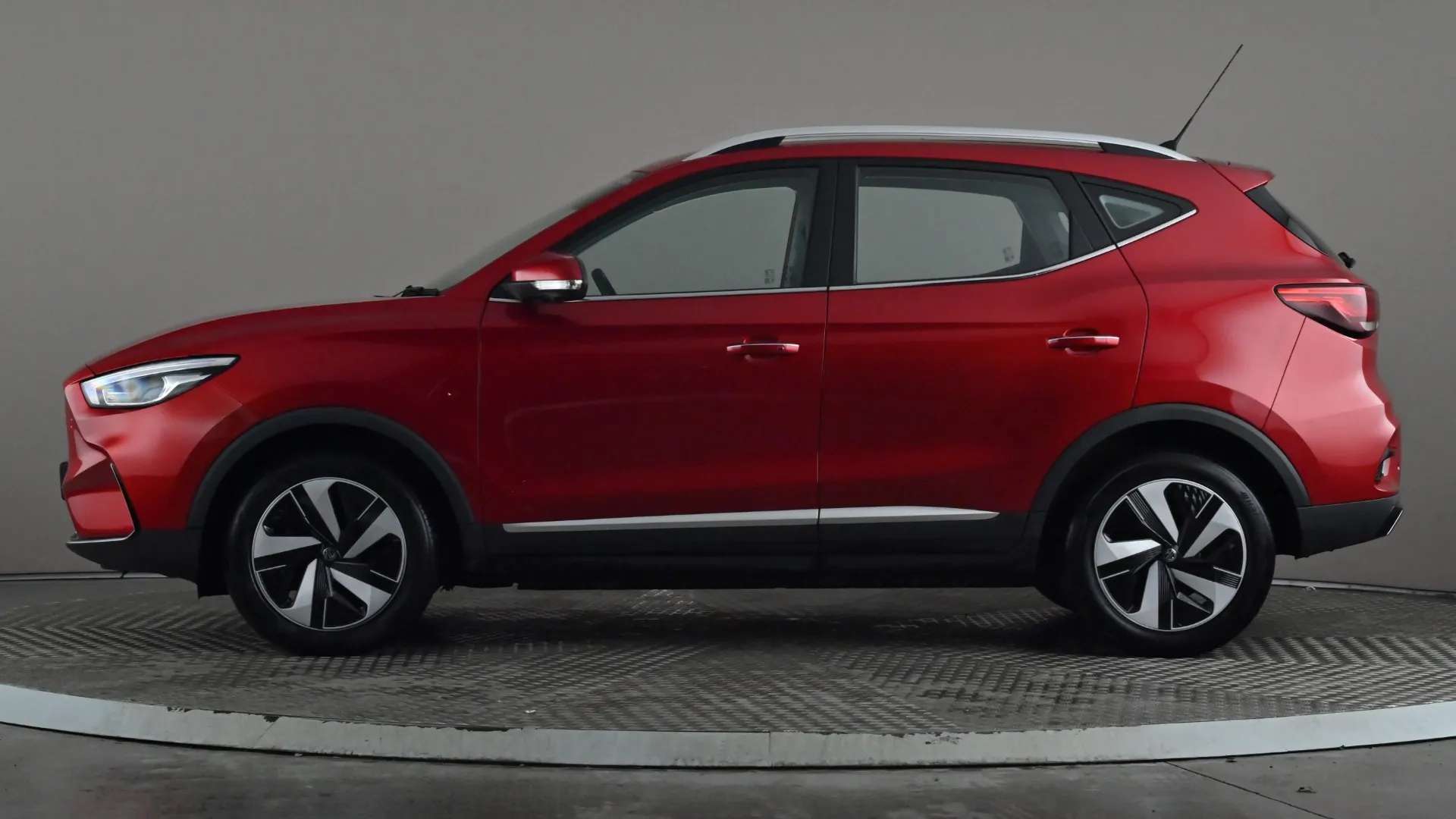 A 2022 MG MOTOR UK ZS 115kW Trophy EV Long Range 73kWh Auto A 2022 MG MOTOR UK ZS 115kW Trophy EV Long Range 73kWh Auto