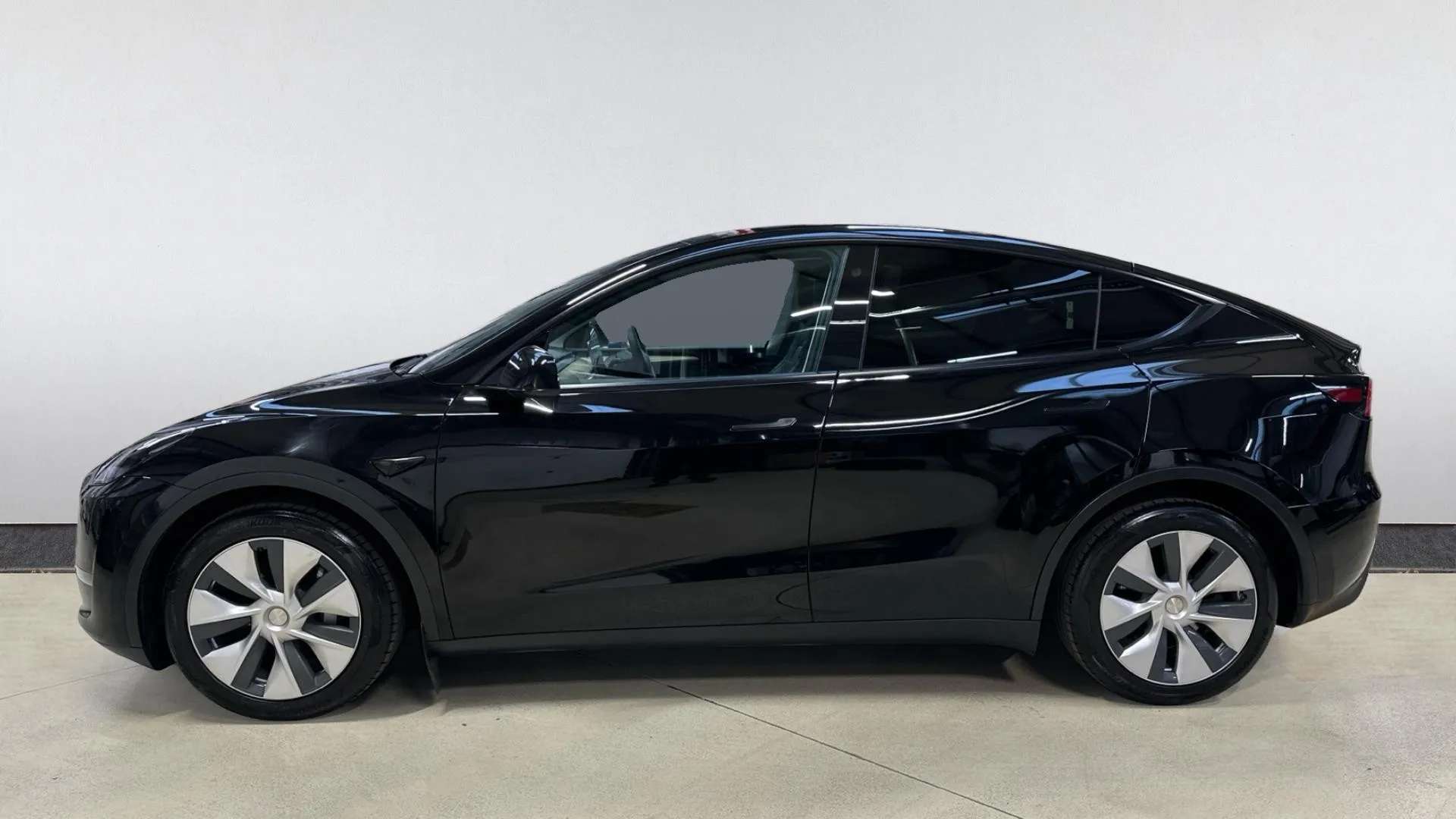 A 2022 TESLA MODEL Y Long Range AWD Auto A 2022 TESLA MODEL Y Long Range AWD Auto