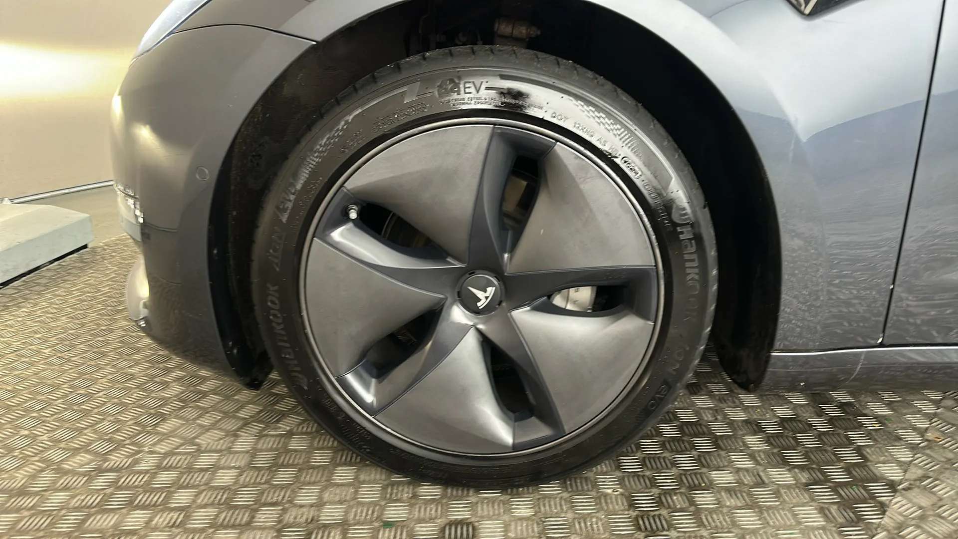 2020 TESLA MODEL 3 2020 TESLA MODEL 3