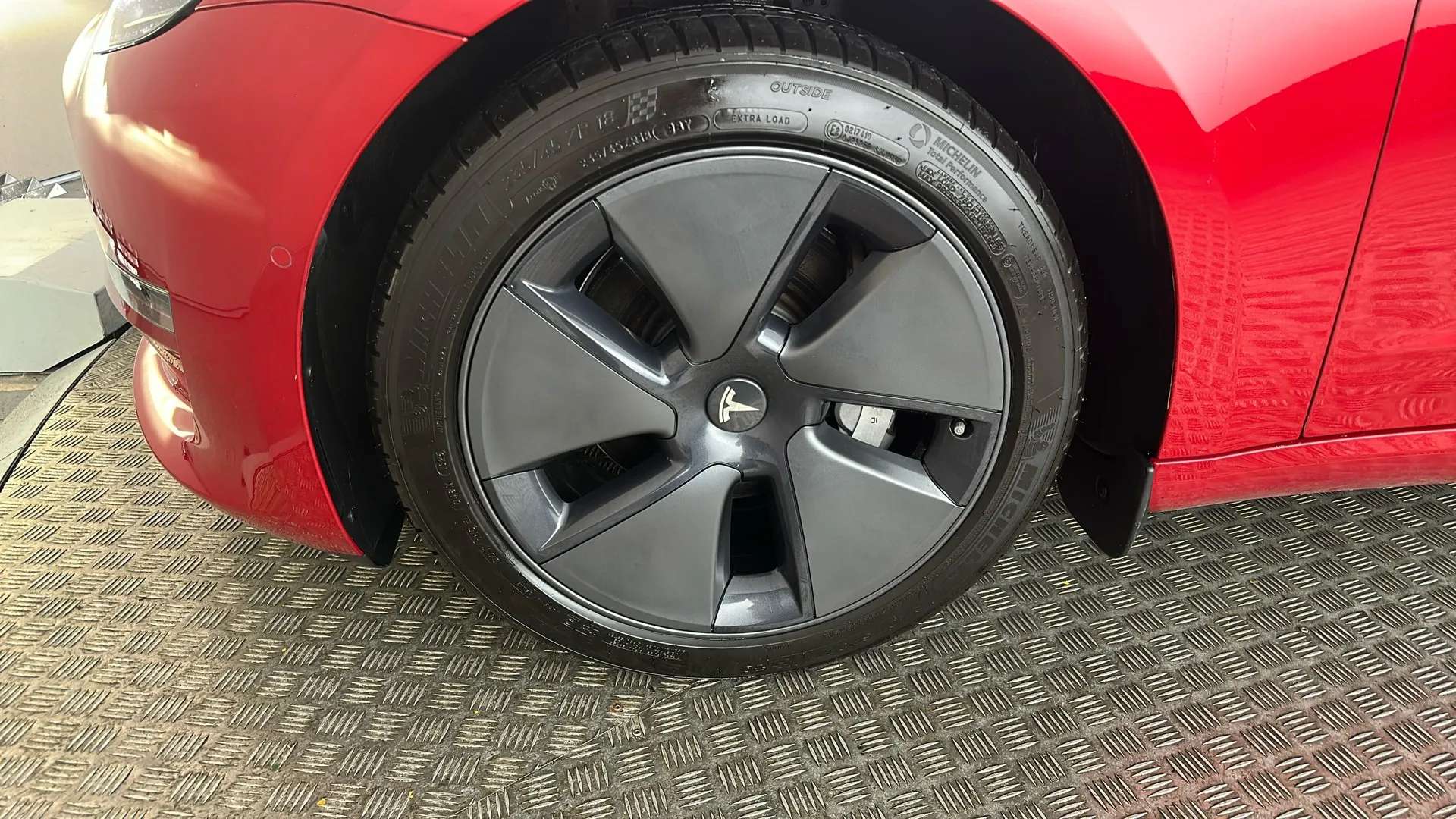 2021 TESLA MODEL 3 2021 TESLA MODEL 3