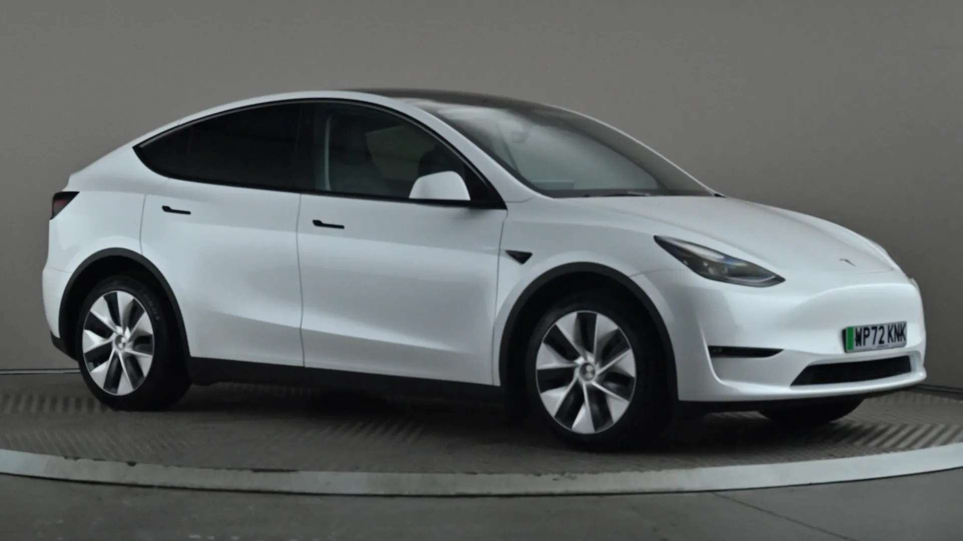 A 2022 TESLA MODEL Y Long Range AWD Auto A 2022 TESLA MODEL Y Long Range AWD Auto