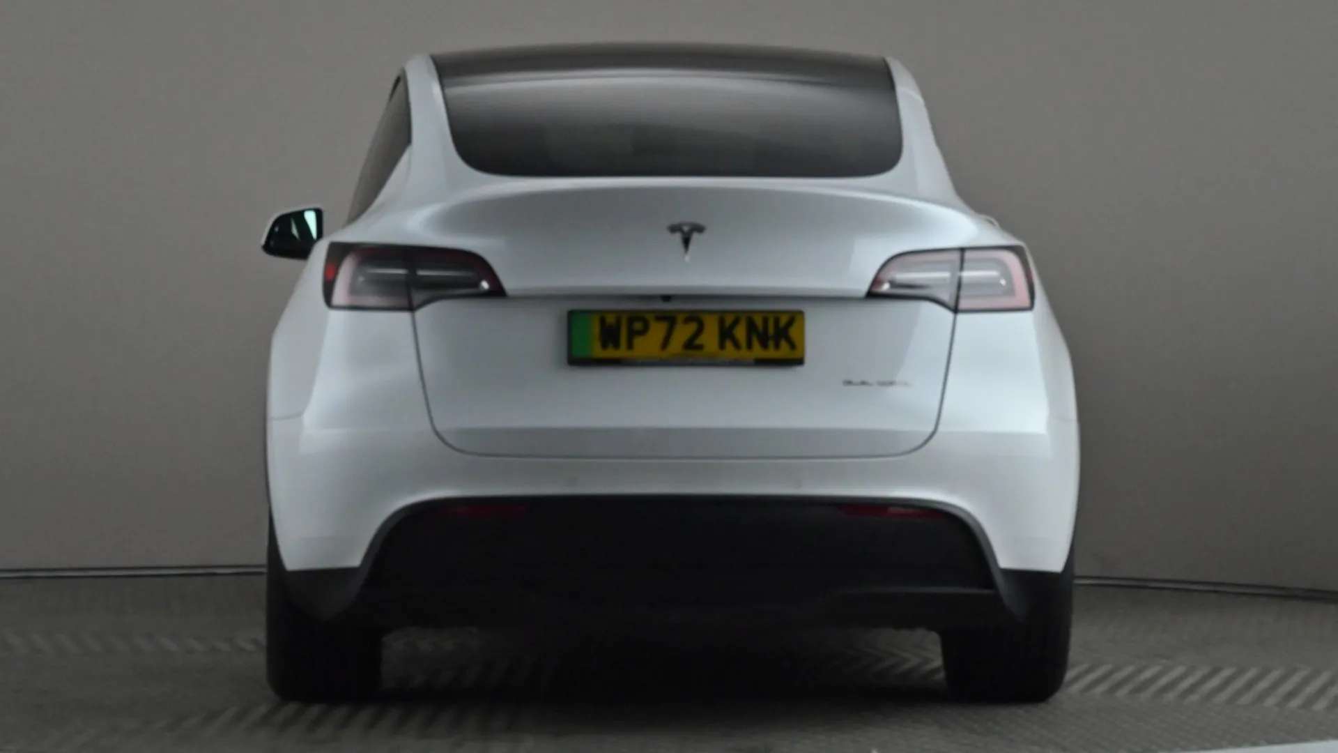 A 2022 TESLA MODEL Y Long Range AWD Auto A 2022 TESLA MODEL Y Long Range AWD Auto