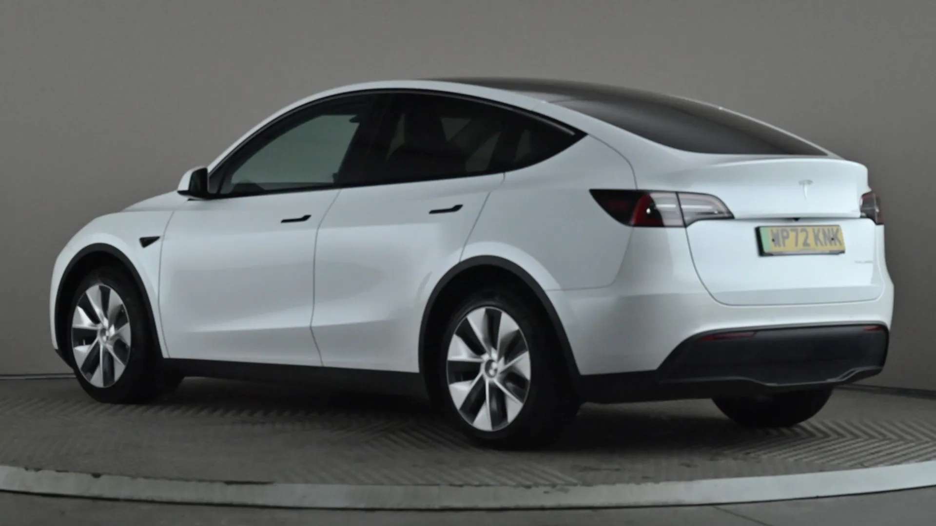 A 2022 TESLA MODEL Y Long Range AWD Auto A 2022 TESLA MODEL Y Long Range AWD Auto