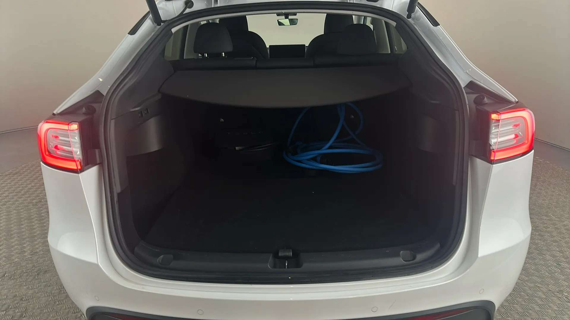 2022 TESLA MODEL Y 2022 TESLA MODEL Y