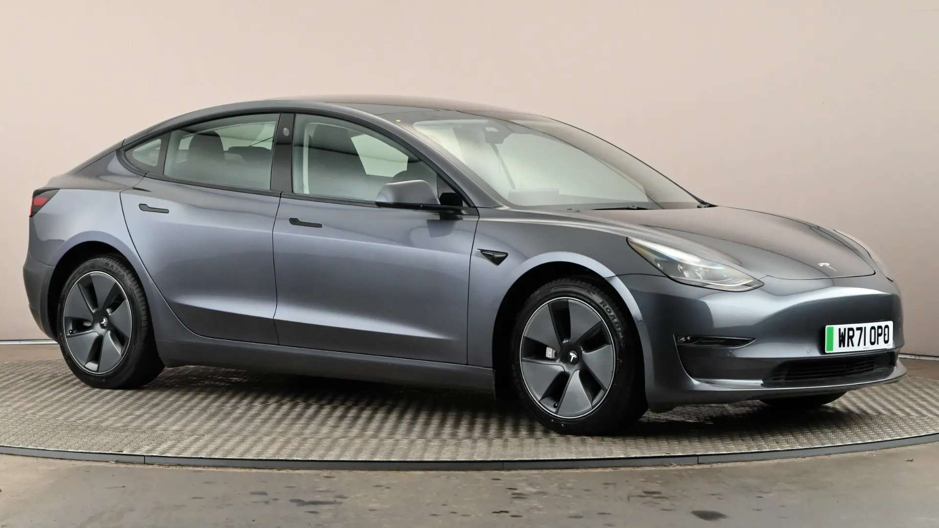 A 2021 TESLA MODEL 3 Long Range AWD Auto A 2021 TESLA MODEL 3 Long Range AWD Auto