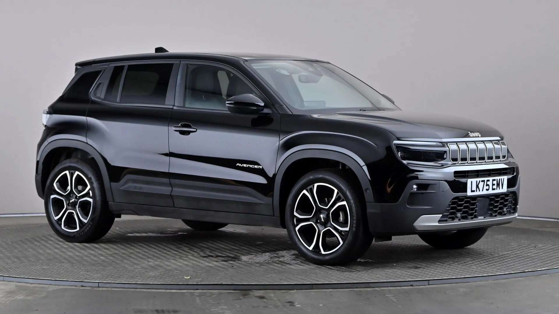 A 2025 JEEP AVENGER 1.2 Summit A 2025 JEEP AVENGER 1.2 Summit