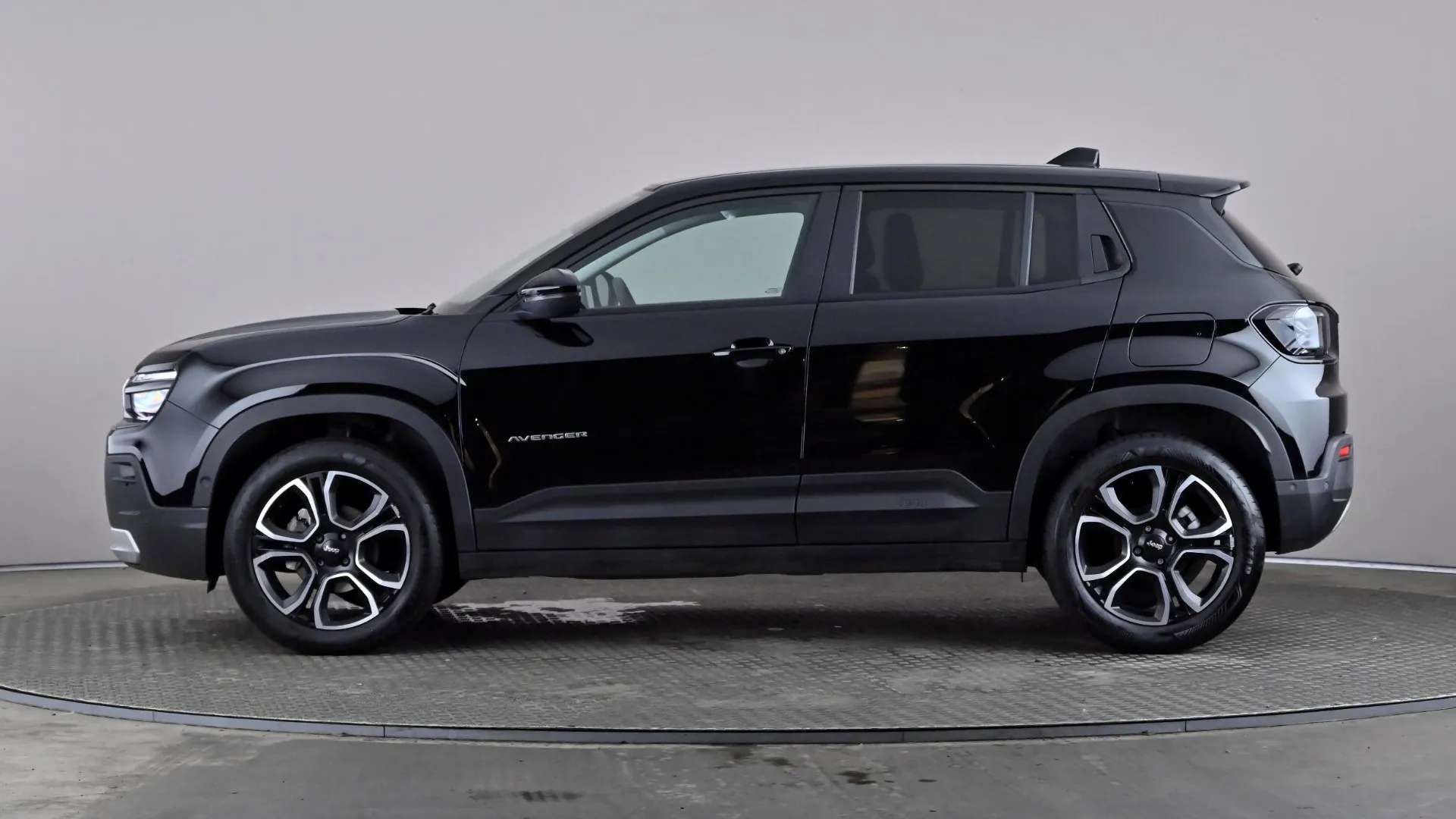 A 2025 JEEP AVENGER 1.2 Summit A 2025 JEEP AVENGER 1.2 Summit
