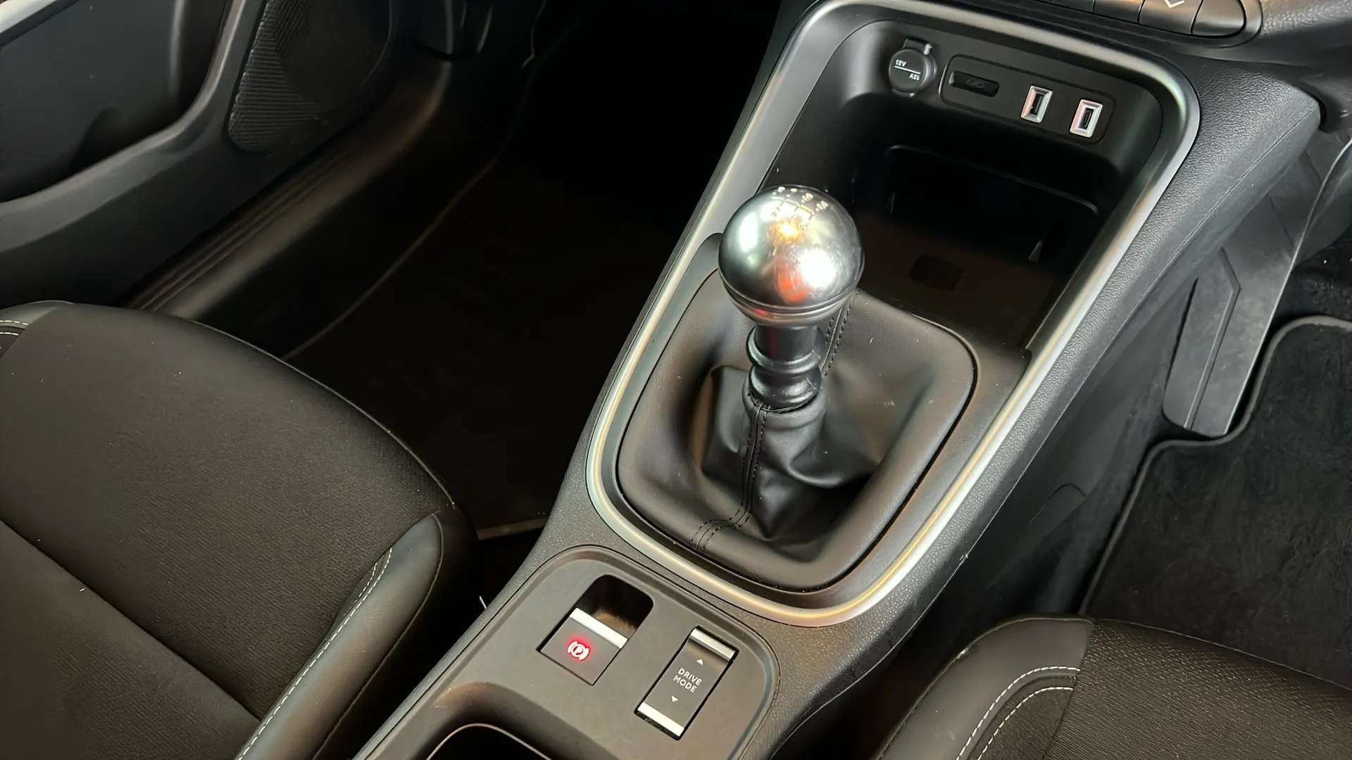 2025 JEEP AVENGER 2025 JEEP AVENGER