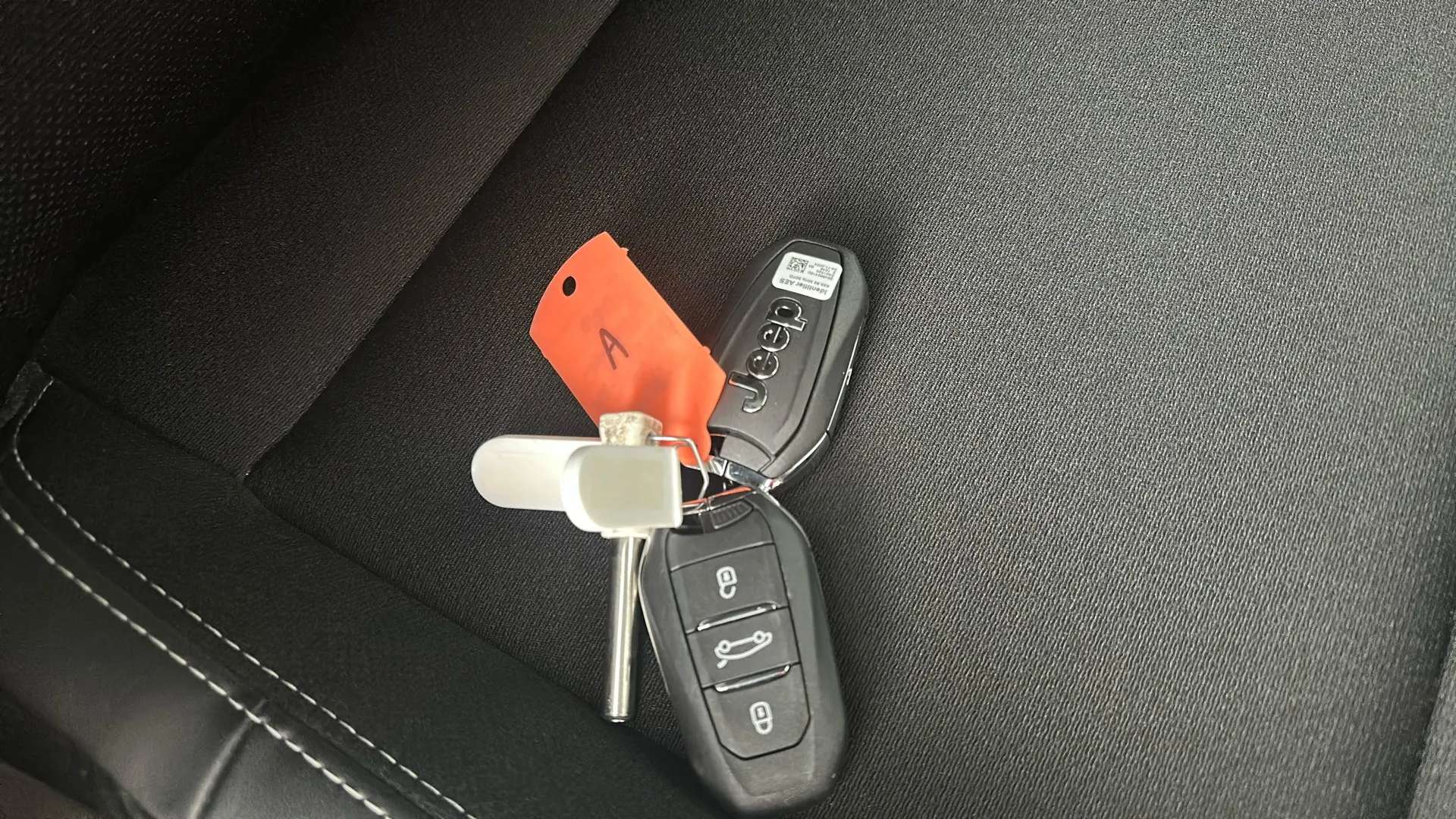 2024 JEEP AVENGER 2024 JEEP AVENGER