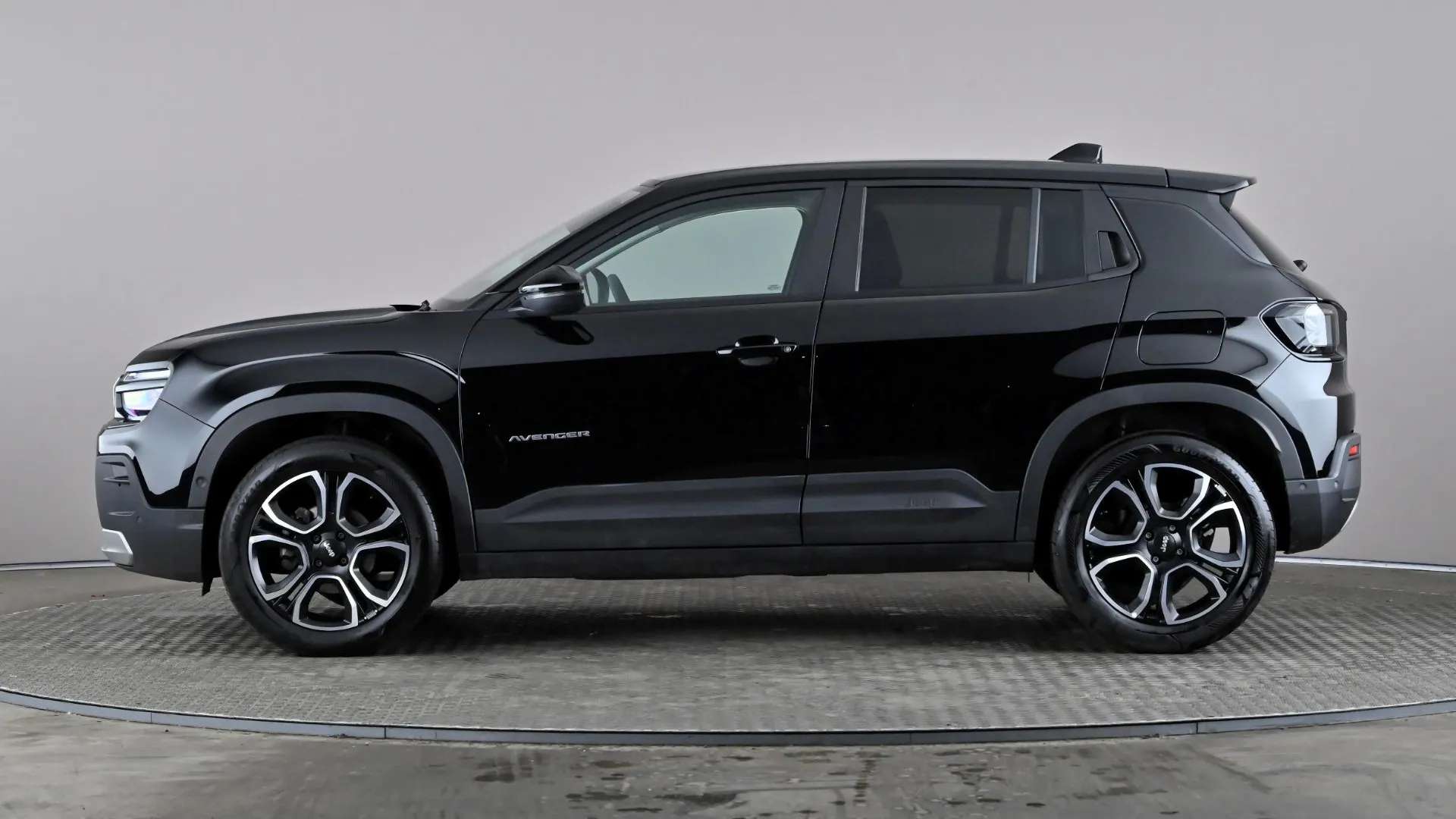 A 2025 JEEP AVENGER 1.2 Summit A 2025 JEEP AVENGER 1.2 Summit