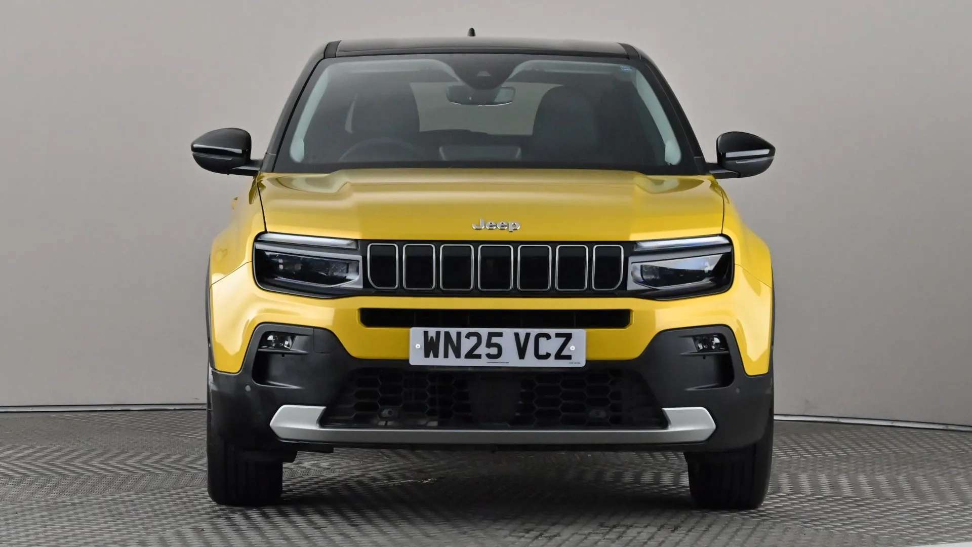 A 2025 JEEP AVENGER 1.2 Summit A 2025 JEEP AVENGER 1.2 Summit