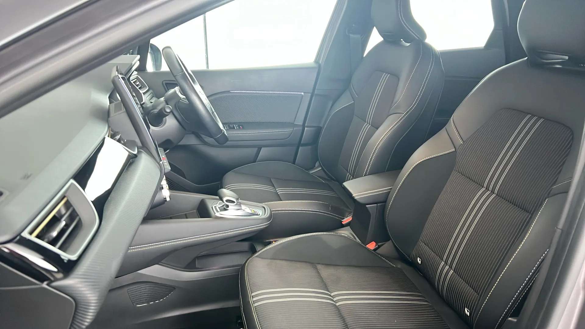 2024 RENAULT CAPTUR 2024 RENAULT CAPTUR