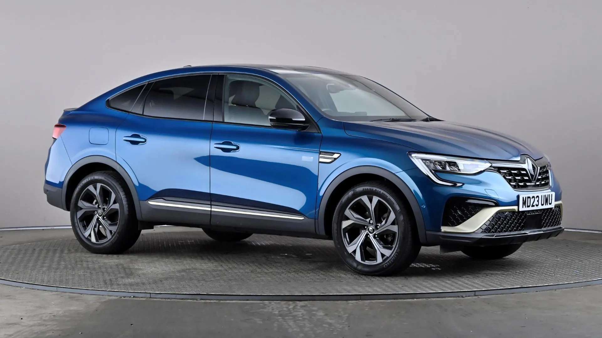 A 2023 RENAULT ARKANA 1.6 E-Tech full hybrid 145 Engineered Auto A 2023 RENAULT ARKANA 1.6 E-Tech full hybrid 145 Engineered Auto