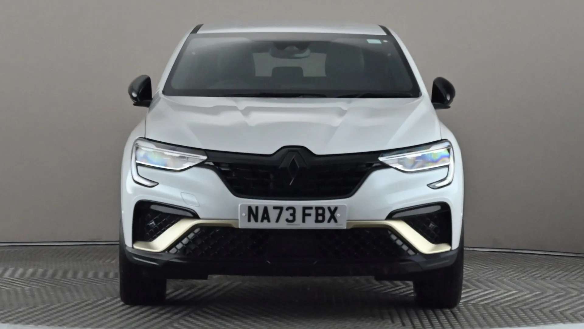 A 2023 RENAULT ARKANA 1.6 E-Tech full hybrid 145 Engineered Auto A 2023 RENAULT ARKANA 1.6 E-Tech full hybrid 145 Engineered Auto