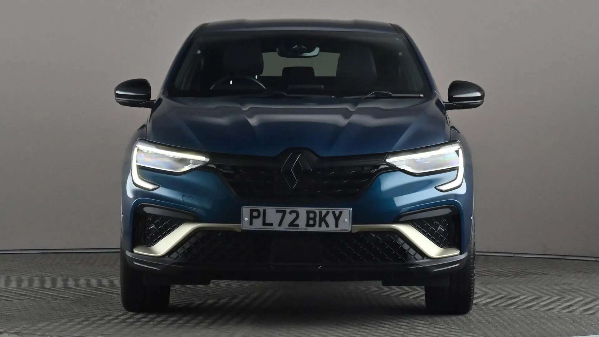 A 2023 RENAULT ARKANA 1.6 E-Tech full hybrid 145 Engineered Auto A 2023 RENAULT ARKANA 1.6 E-Tech full hybrid 145 Engineered Auto
