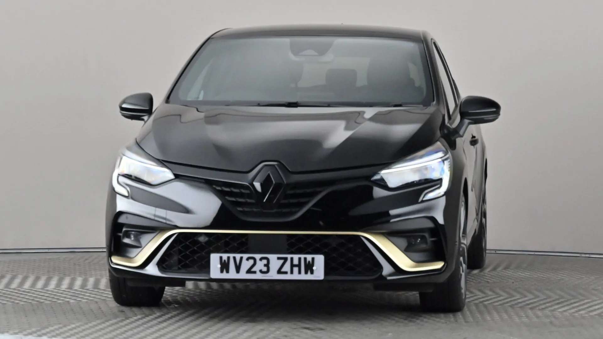 A 2023 RENAULT CLIO 1.6 E-TECH full hybrid 145 Engineered Auto A 2023 RENAULT CLIO 1.6 E-TECH full hybrid 145 Engineered Auto