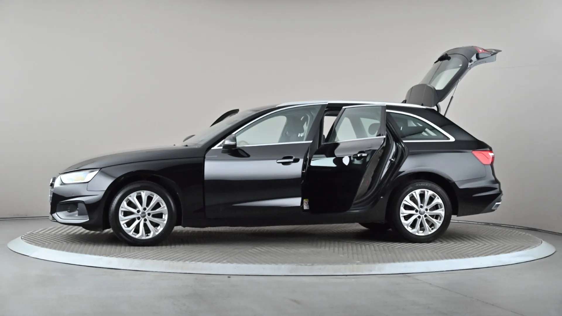 2020 AUDI A4 2020 AUDI A4