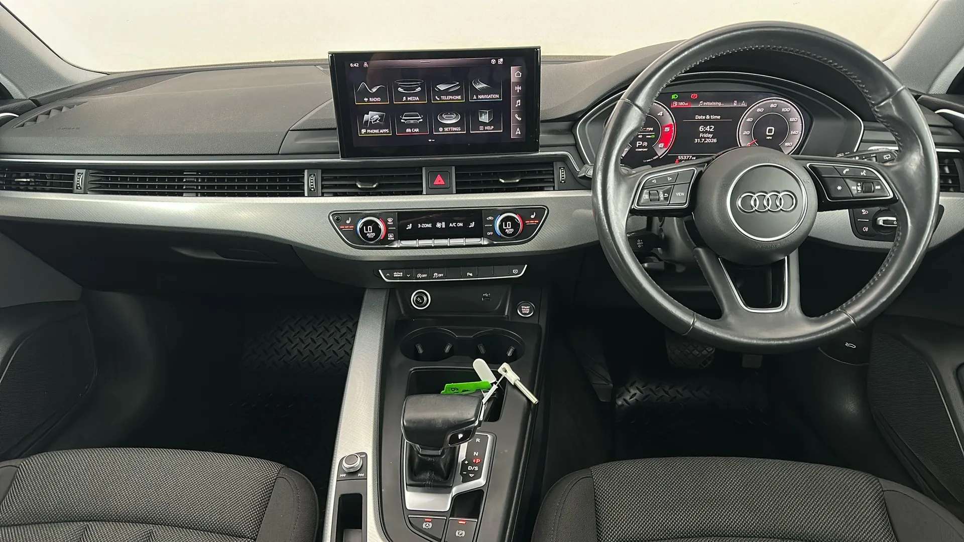 2020 AUDI A4 2020 AUDI A4