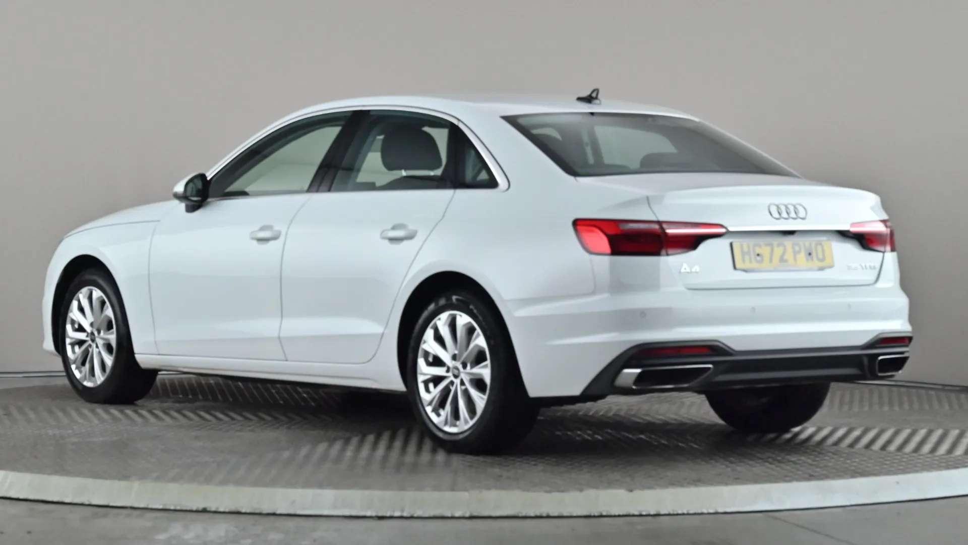 A 2022 AUDI A4 35 TFSI Technik S Tronic A 2022 AUDI A4 35 TFSI Technik S Tronic